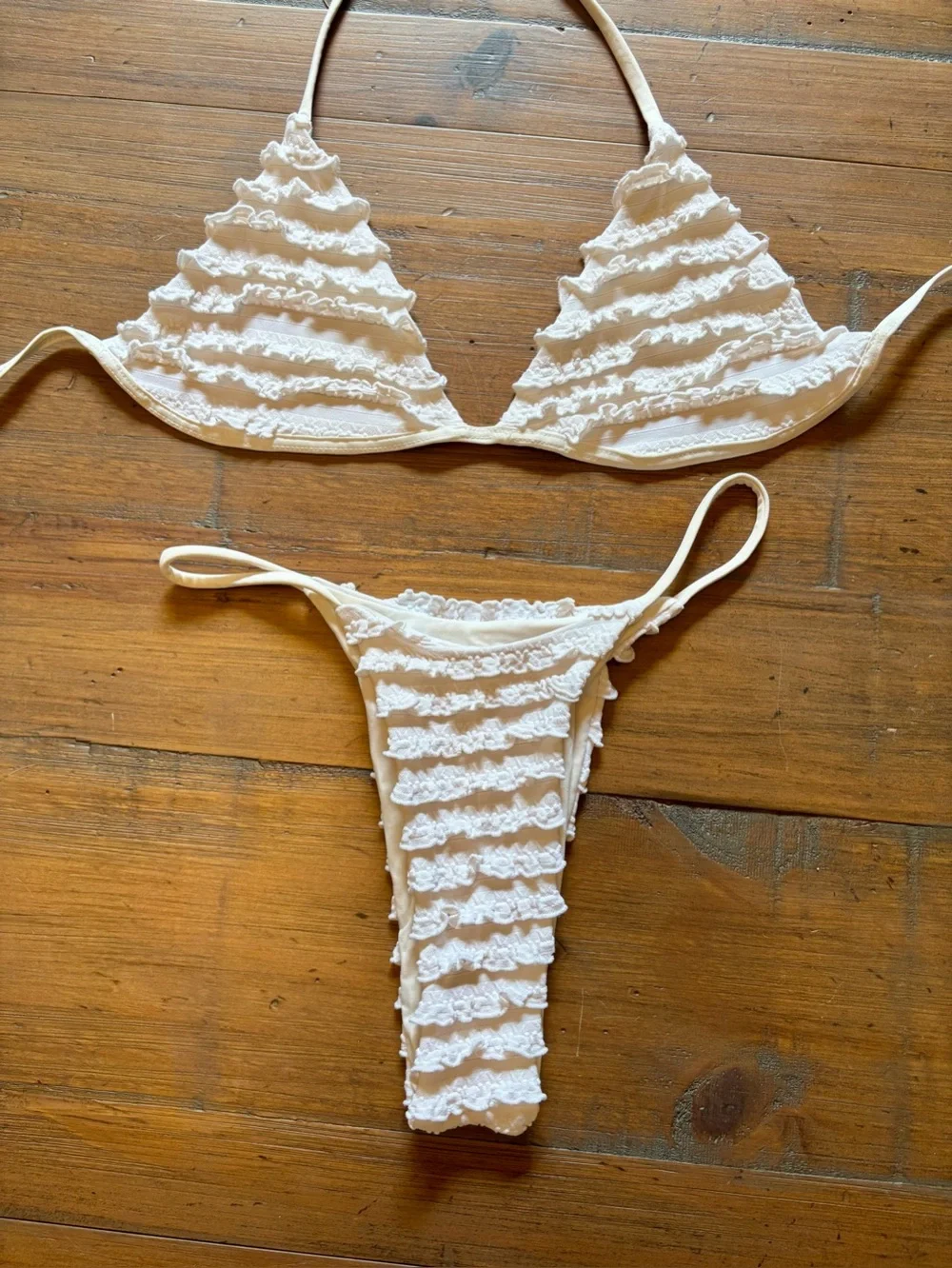 Rare!  Frankie’s bikinis x Sydney Sweeney white ruffle bikini set
